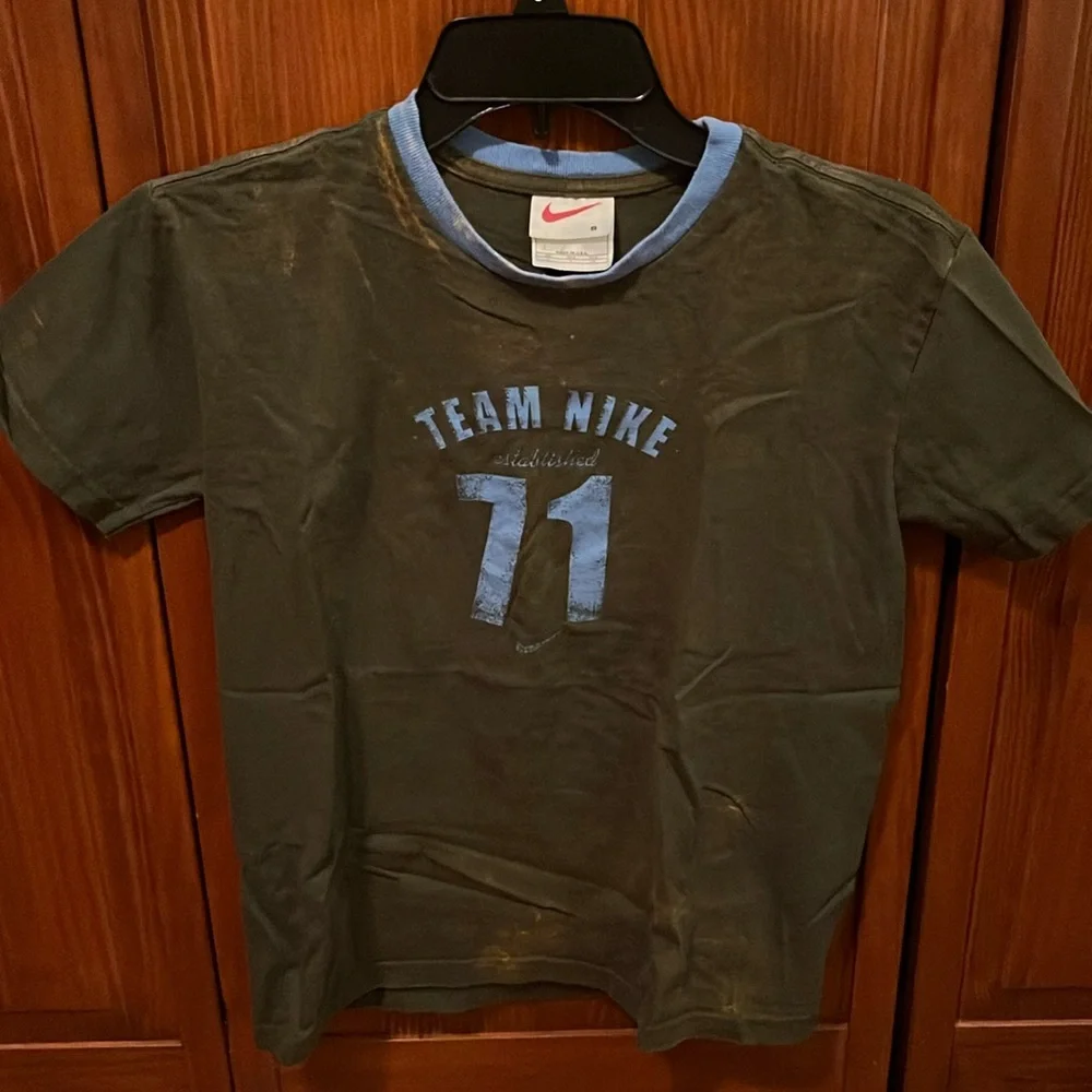 Nike Short Sleeve T-shirt Size Small made in the USA used condition, Vintage - Picture 2 of 5